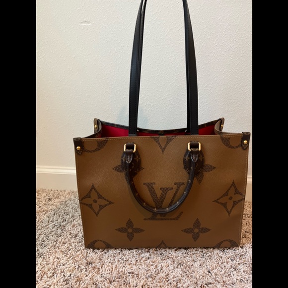 🐯Louis Vuitton Key Chain🐯 - Picture 9 of 16